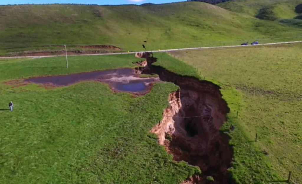 Heavy rainfalls cause ‘biggest ever’ sinkhole in New Zealand