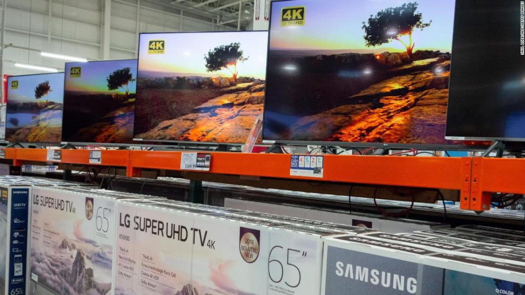 Apple and Samsung Have Agreed to Let People Access iTunes on Their Smart TVs