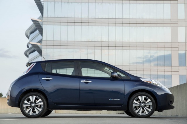 First Look Leaked Photos of New Electric Car Nissan Leaf
