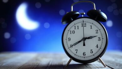 What science says about the health risks of being a night owl