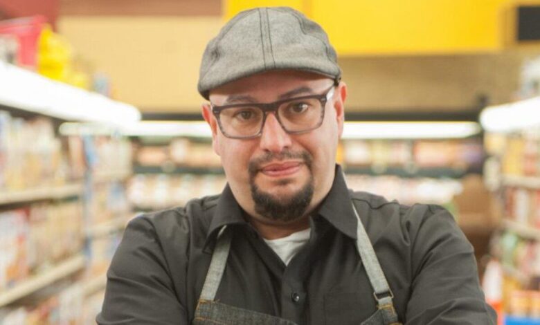 Celebrity chef and restaurateur, Carl Ruiz, dies at 44